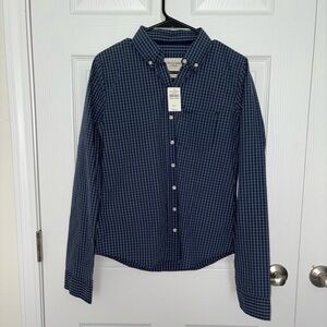 Abercrombie & Fitch Button Up NWT Size M